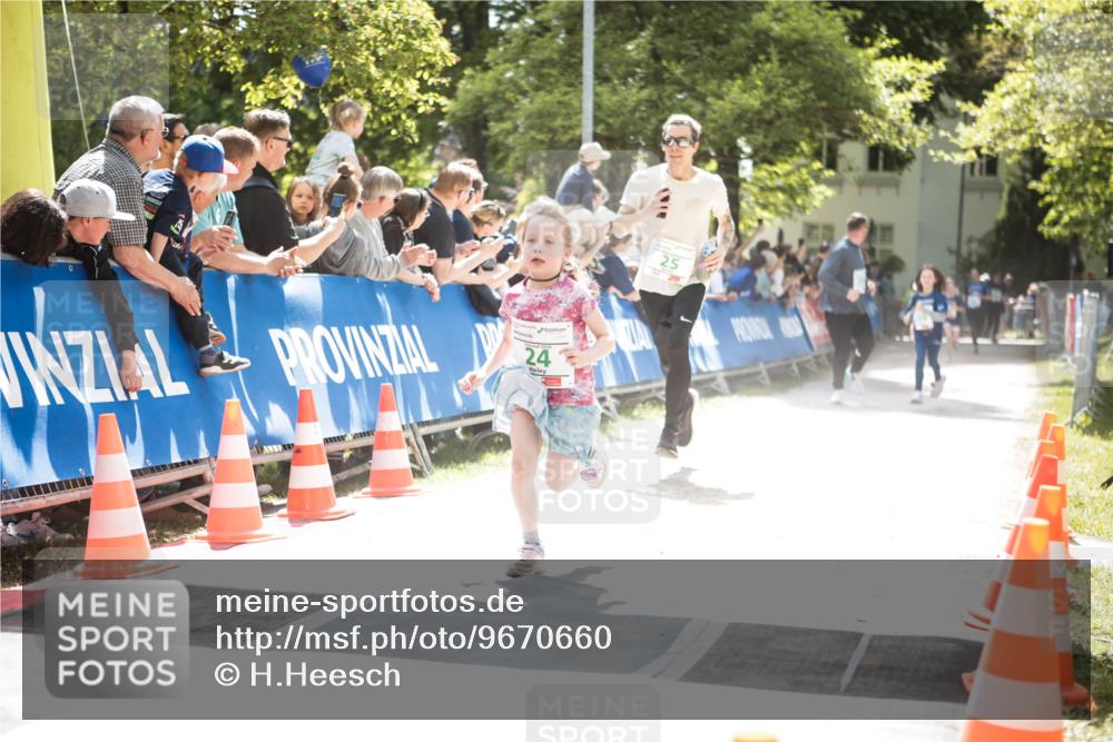 09.05.2026 - Störlauf H.Heesch http://msf.ph/oto/9670660 09.05.2026 13:27:34 Ziel 24, 25 meine-sportfotos.de