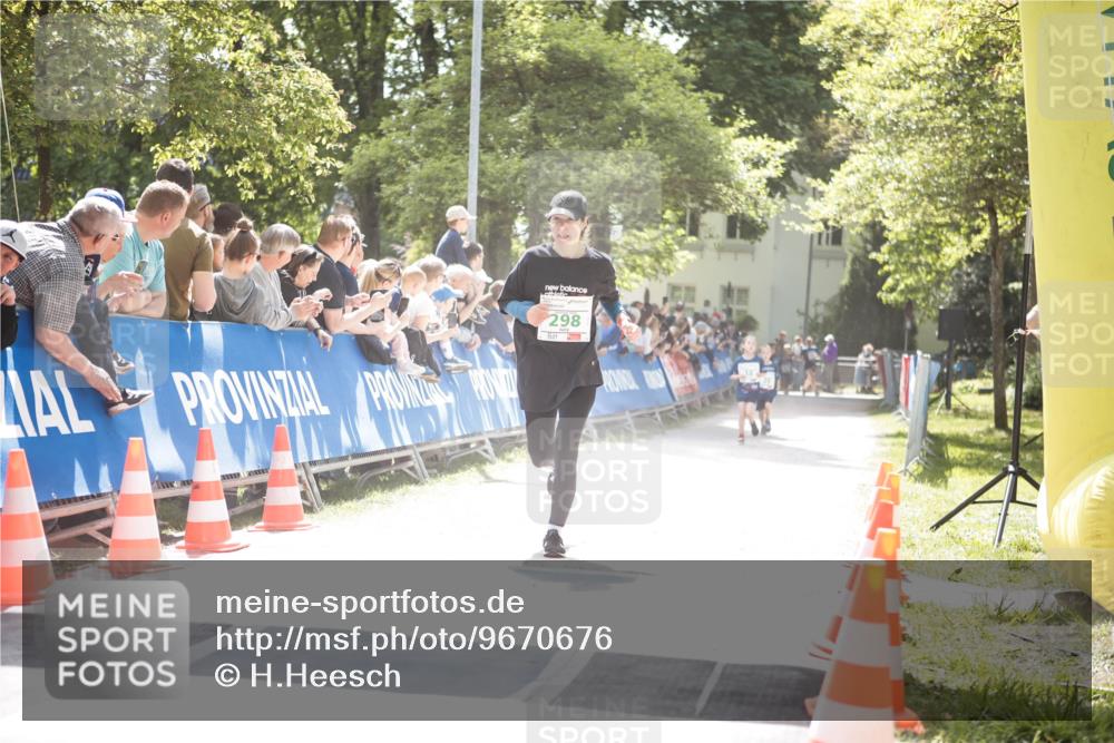 09.05.2026 - Störlauf H.Heesch http://msf.ph/oto/9670676 09.05.2026 13:27:45 Ziel 298 meine-sportfotos.de