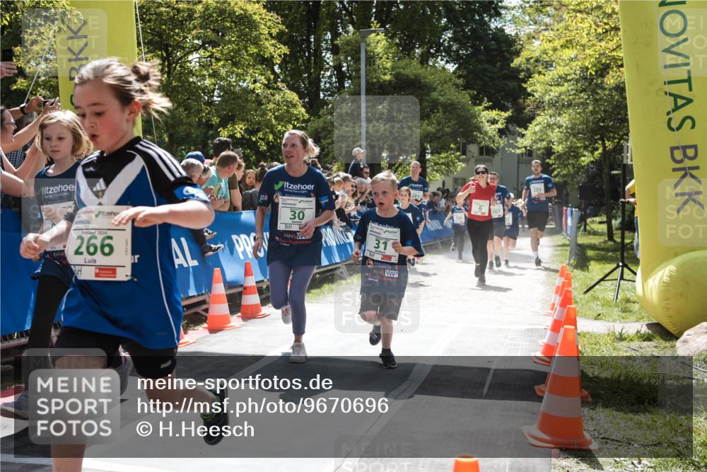 09.05.2026 - Störlauf H.Heesch http://msf.ph/oto/9670696 09.05.2026 13:28:02 Ziel 30, 266 meine-sportfotos.de