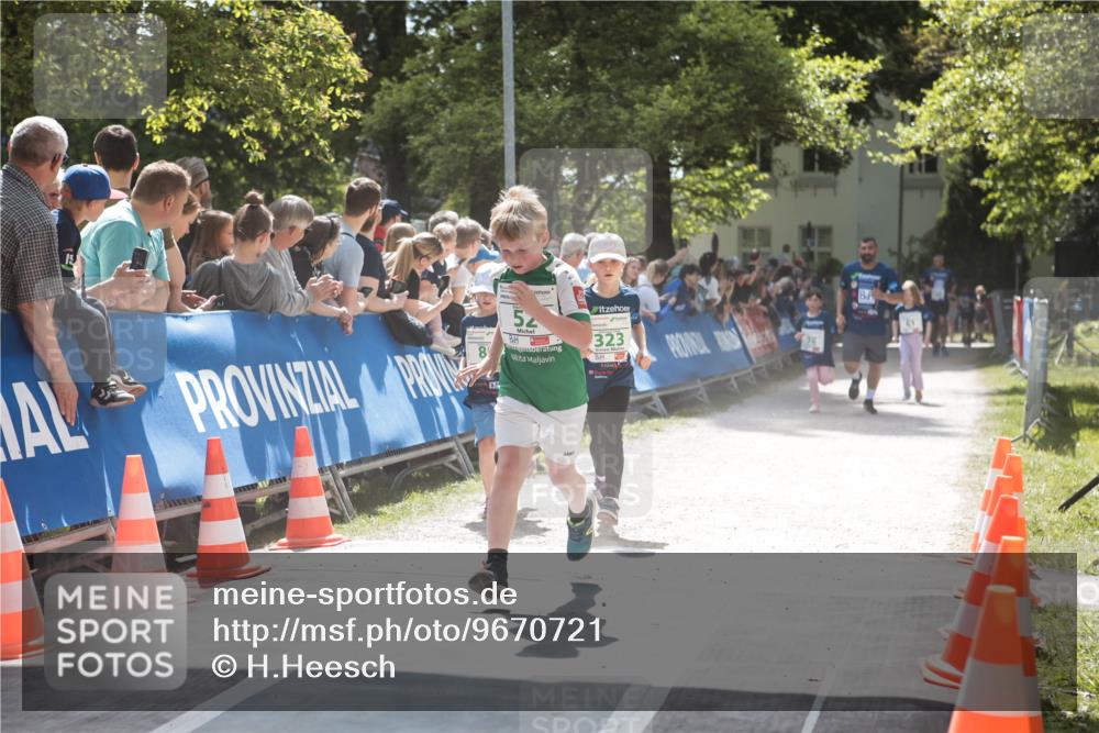 09.05.2026 - Störlauf H.Heesch http://msf.ph/oto/9670721 09.05.2026 13:28:24 Ziel 8, 52, 323, 76 meine-sportfotos.de