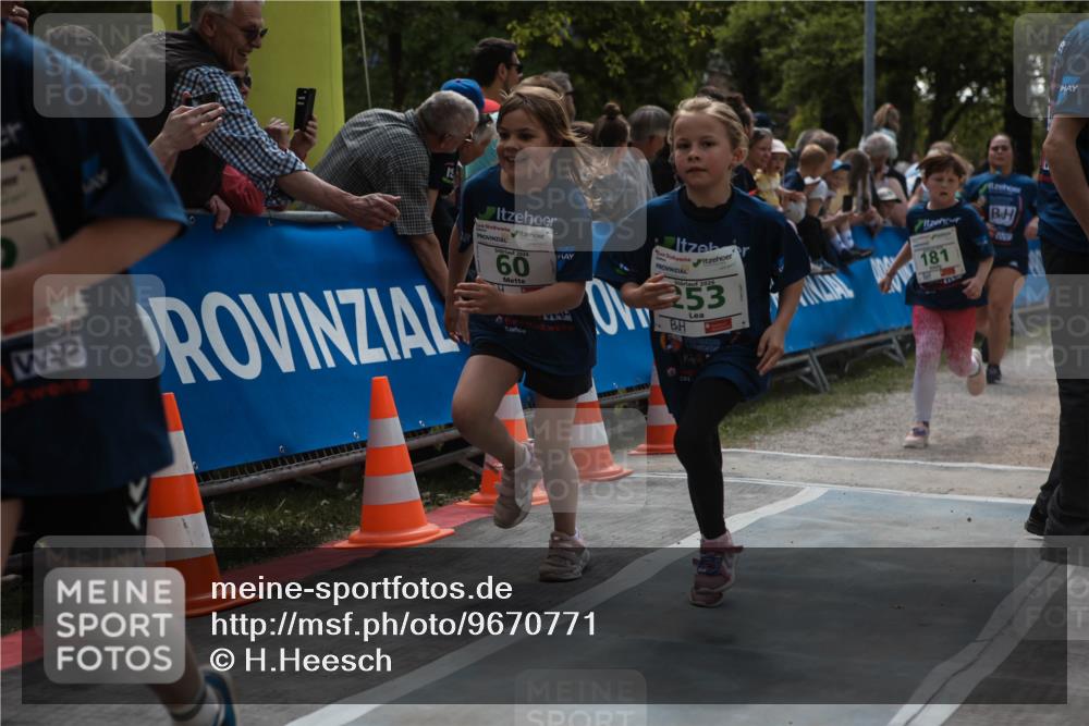 09.05.2026 - Störlauf H.Heesch http://msf.ph/oto/9670771 09.05.2026 13:29:01 Ziel 2026, 60, 2026, 53, 181 meine-sportfotos.de