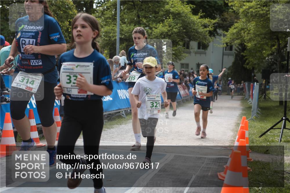 09.05.2026 - Störlauf H.Heesch http://msf.ph/oto/9670817 09.05.2026 13:29:36 Ziel 314, 33, 315, 321 meine-sportfotos.de