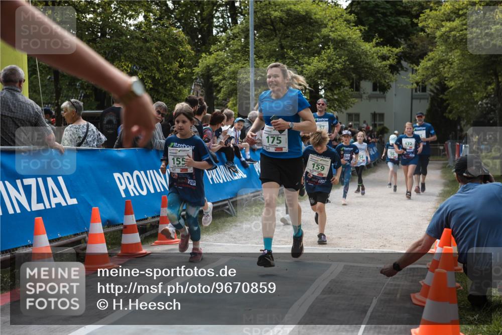 09.05.2026 - Störlauf H.Heesch http://msf.ph/oto/9670859 09.05.2026 13:30:01 Ziel 155, 175, 159, 172 meine-sportfotos.de