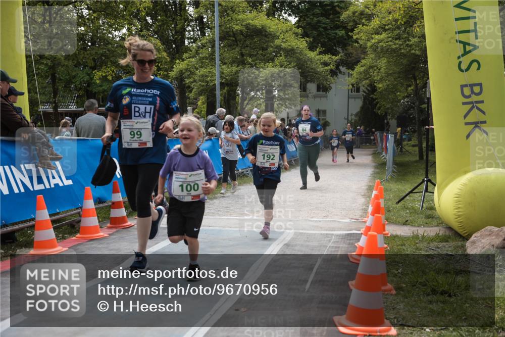 09.05.2026 - Störlauf H.Heesch http://msf.ph/oto/9670956 09.05.2026 13:31:31 Ziel 99, 100, 192 meine-sportfotos.de