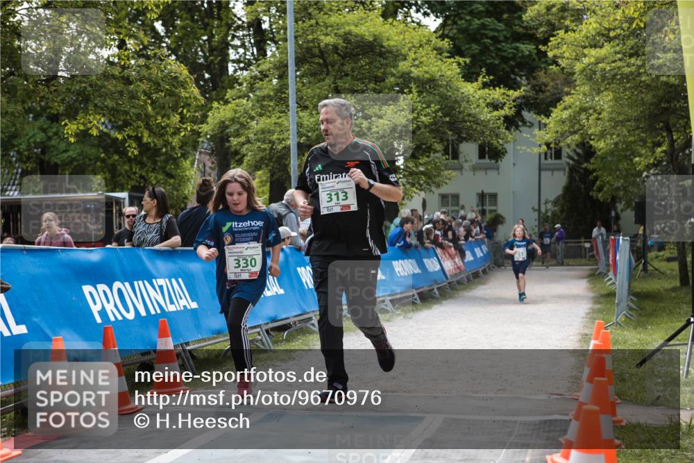 09.05.2026 - Störlauf H.Heesch http://msf.ph/oto/9670976 09.05.2026 13:32:02 Ziel 313, 330, 51 meine-sportfotos.de