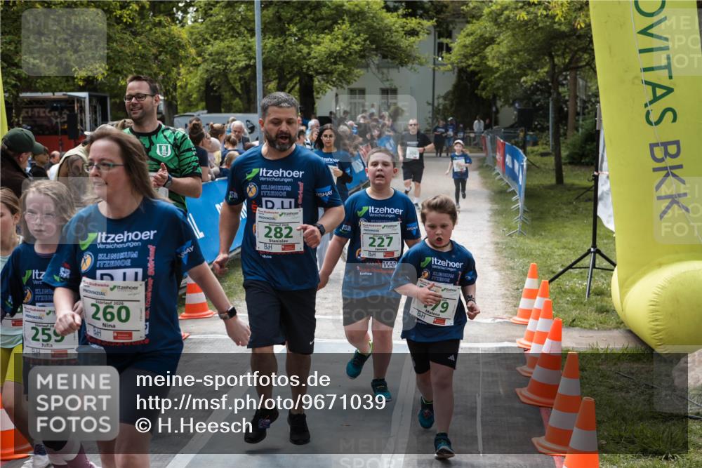 09.05.2026 - Störlauf H.Heesch http://msf.ph/oto/9671039 09.05.2026 13:33:26 Ziel 259, 2026, 260, 282, 227, 79 meine-sportfotos.de