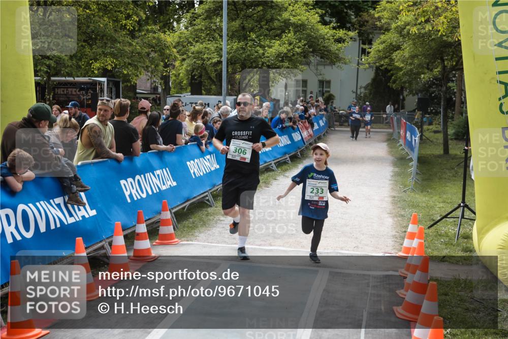 09.05.2026 - Störlauf H.Heesch http://msf.ph/oto/9671045 09.05.2026 13:33:31 Ziel 04821, 95180, 306, 233 meine-sportfotos.de