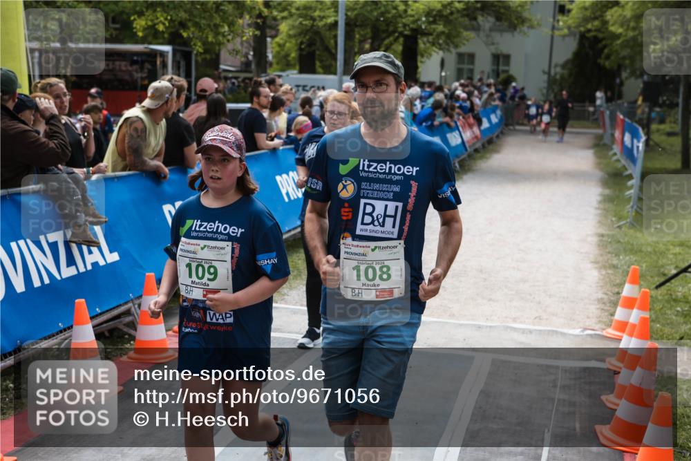 09.05.2026 - Störlauf H.Heesch http://msf.ph/oto/9671056 09.05.2026 13:33:45 Ziel 2026, 109, 2026, 108 meine-sportfotos.de