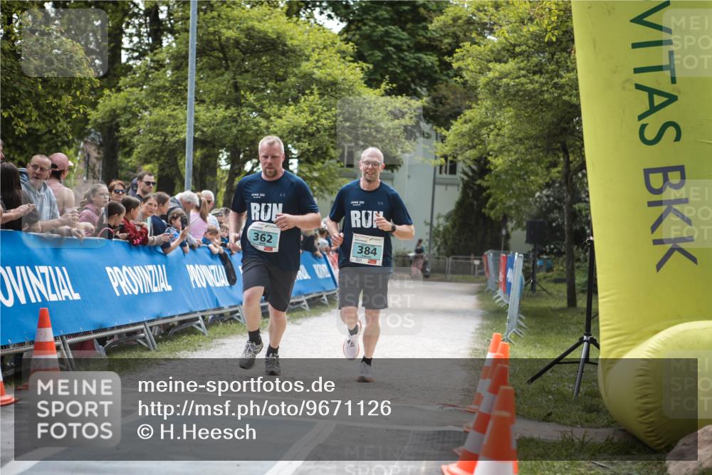 09.05.2026 - Störlauf H.Heesch http://msf.ph/oto/9671126 09.05.2026 13:40:49 Ziel 300, 21, 362, 300, 384 meine-sportfotos.de