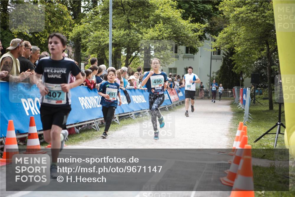 09.05.2026 - Störlauf H.Heesch http://msf.ph/oto/9671147 09.05.2026 13:41:35 Ziel 407, 491, 490, 492 meine-sportfotos.de