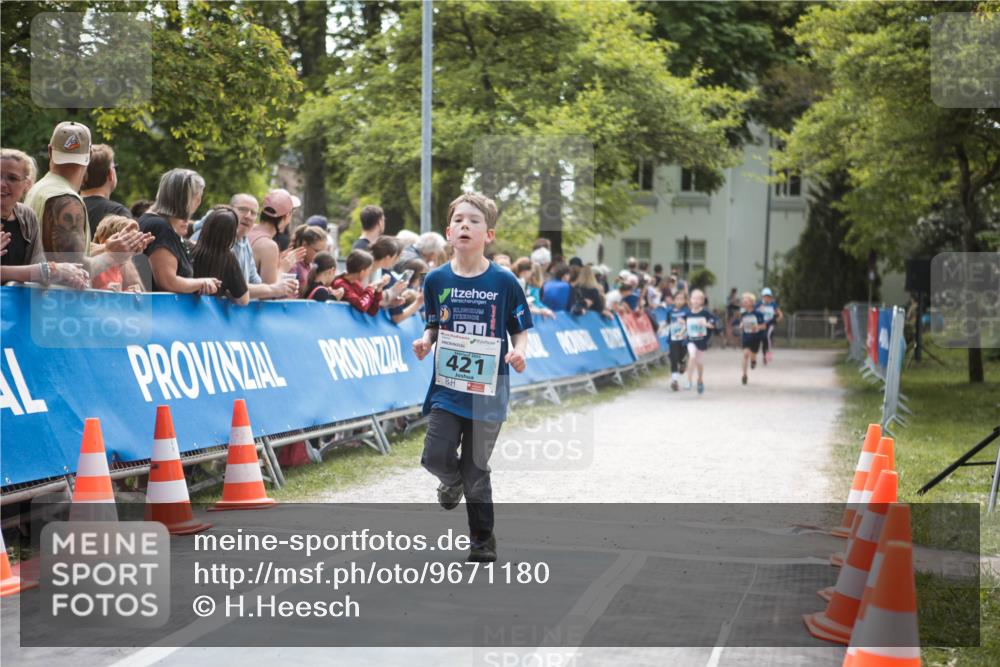09.05.2026 - Störlauf H.Heesch http://msf.ph/oto/9671180 09.05.2026 13:42:17 Ziel 421 meine-sportfotos.de