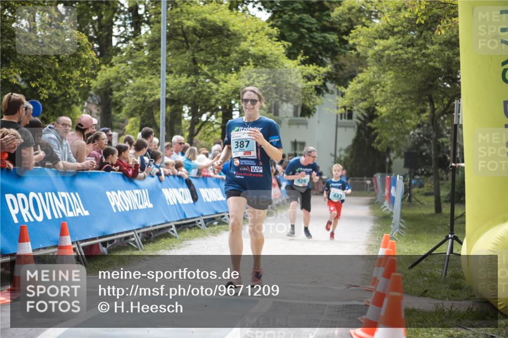 09.05.2026 - Störlauf H.Heesch http://msf.ph/oto/9671209 09.05.2026 13:42:41 Ziel 387, 426, 442 meine-sportfotos.de