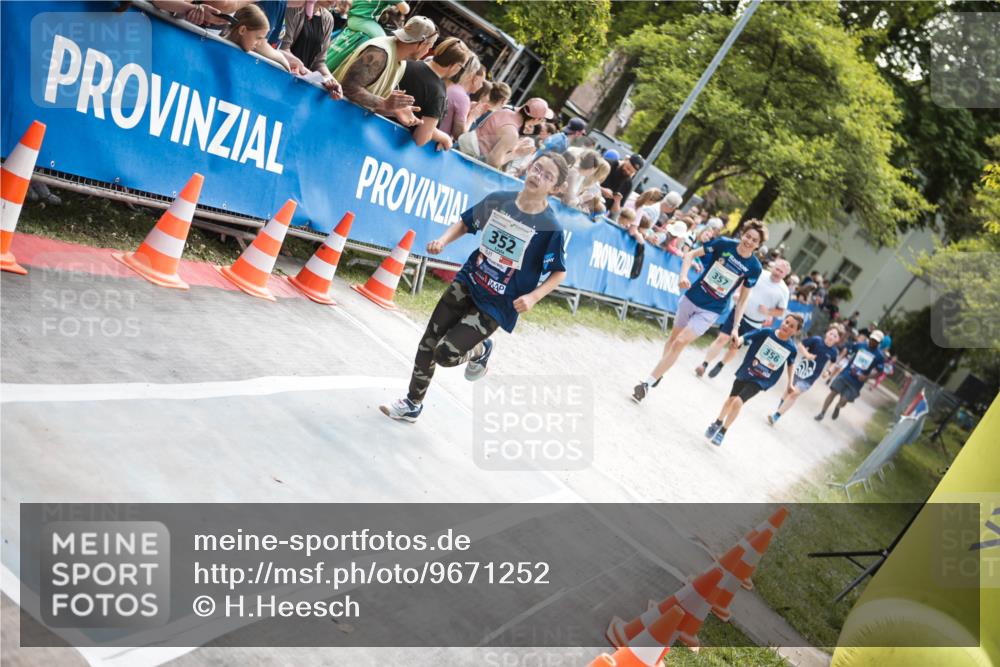 09.05.2026 - Störlauf H.Heesch http://msf.ph/oto/9671252 09.05.2026 13:43:39 Ziel 357, 356 meine-sportfotos.de