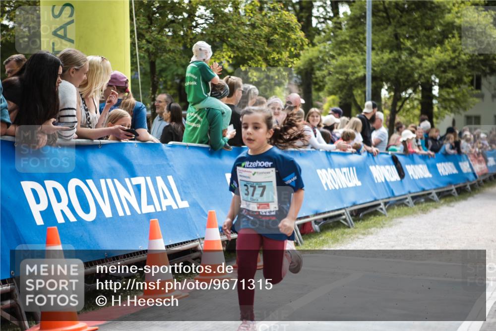 09.05.2026 - Störlauf H.Heesch http://msf.ph/oto/9671315 09.05.2026 13:44:53 Ziel 377 meine-sportfotos.de