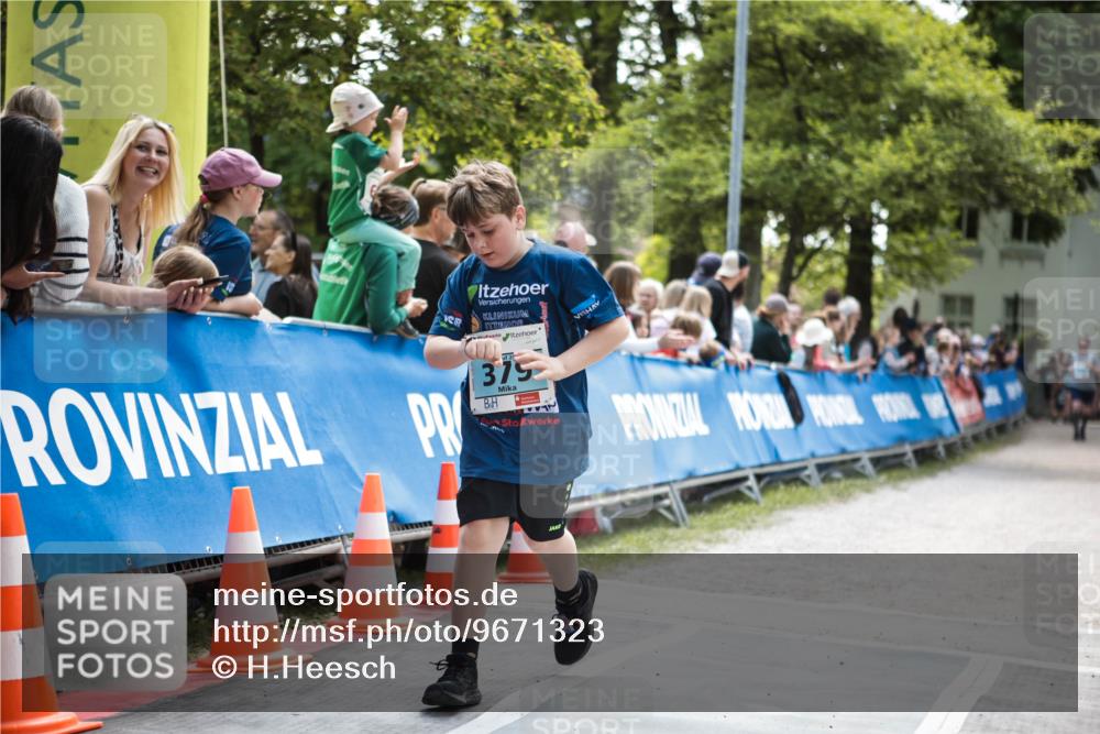 09.05.2026 - Störlauf H.Heesch http://msf.ph/oto/9671323 09.05.2026 13:45:06 Ziel 375 meine-sportfotos.de