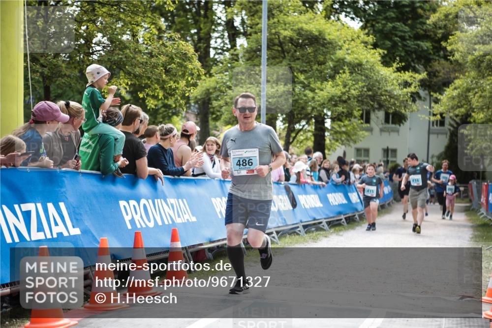 09.05.2026 - Störlauf H.Heesch http://msf.ph/oto/9671327 09.05.2026 13:45:14 Ziel 486, 415, 416 meine-sportfotos.de