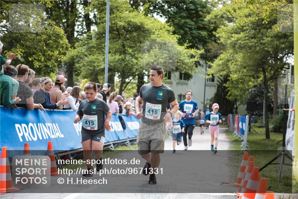 09.05.2026 - Störlauf H.Heesch http://msf.ph/oto/9671331 09.05.2026 13:45:18 Ziel 415, 416, 364, 433, 450 meine-sportfotos.de