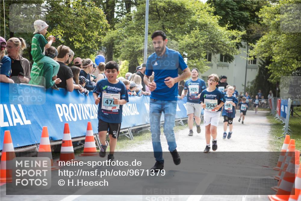 09.05.2026 - Störlauf H.Heesch http://msf.ph/oto/9671379 09.05.2026 13:46:05 Ziel 476, 425, 394, 448, 195 meine-sportfotos.de