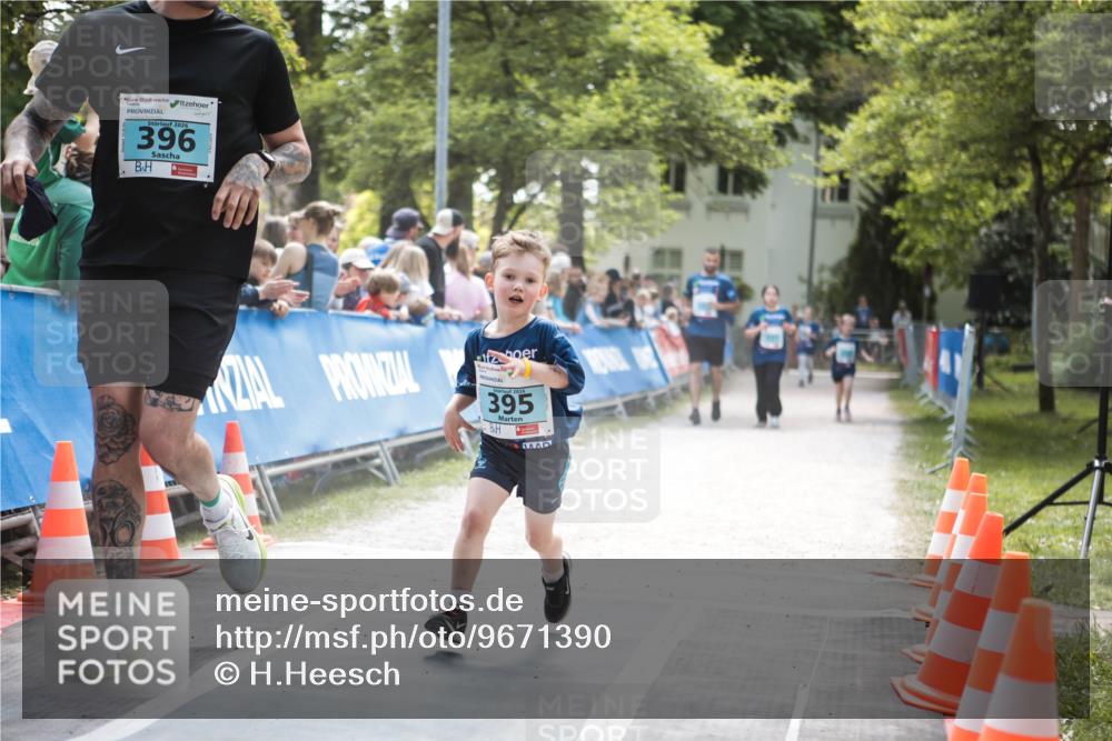 09.05.2026 - Störlauf H.Heesch http://msf.ph/oto/9671390 09.05.2026 13:46:11 Ziel 2026, 396, 2026, 395 meine-sportfotos.de