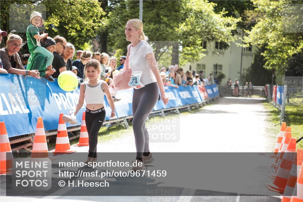 09.05.2026 - Störlauf H.Heesch http://msf.ph/oto/9671459 09.05.2026 13:47:26 Ziel 378, 3 meine-sportfotos.de