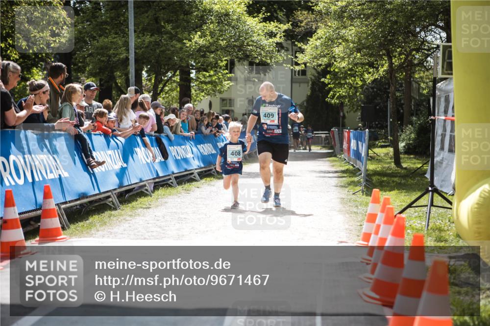 09.05.2026 - Störlauf H.Heesch http://msf.ph/oto/9671467 09.05.2026 13:48:28 Ziel 408, 409 meine-sportfotos.de