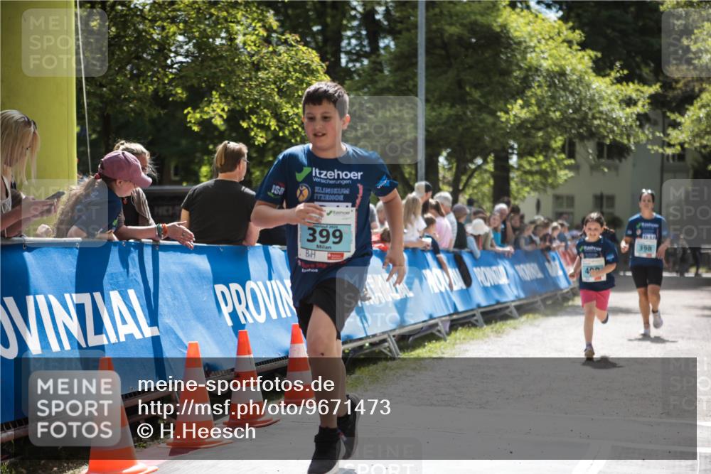 09.05.2026 - Störlauf H.Heesch http://msf.ph/oto/9671473 09.05.2026 13:48:38 Ziel 399, 398, 40 meine-sportfotos.de