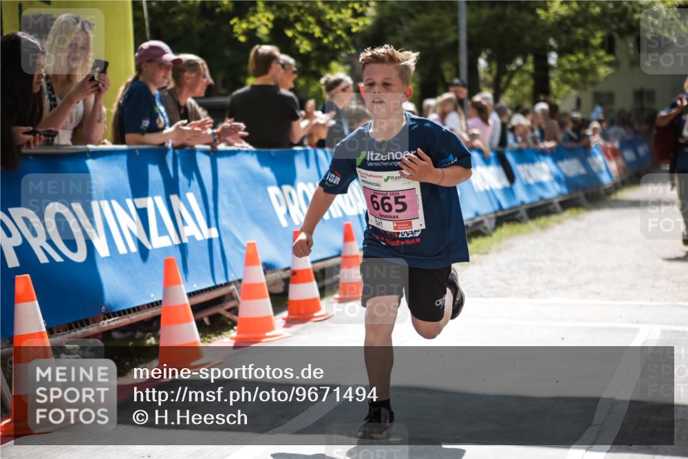 09.05.2026 - Störlauf H.Heesch http://msf.ph/oto/9671494 09.05.2026 13:49:42 Ziel 2026, 65 meine-sportfotos.de