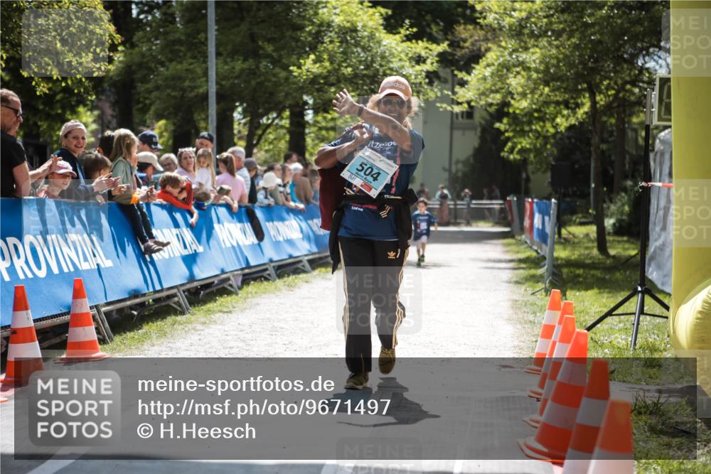 09.05.2026 - Störlauf H.Heesch http://msf.ph/oto/9671497 09.05.2026 13:49:45 Ziel 504, 503 meine-sportfotos.de