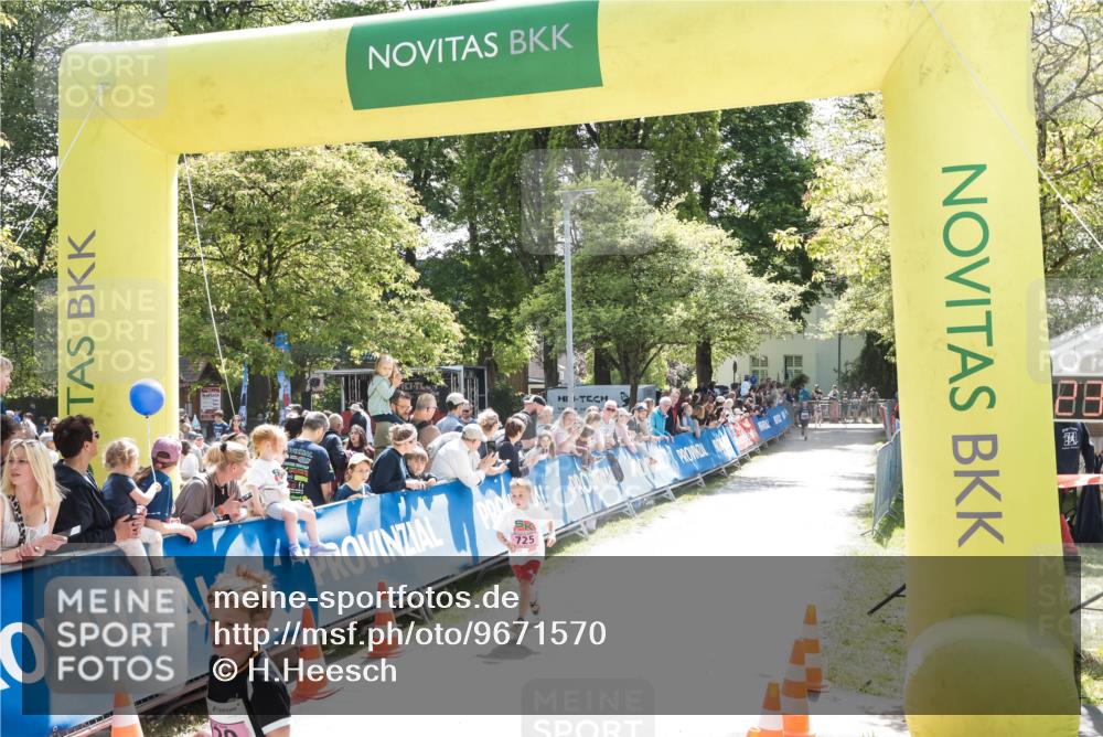 09.05.2026 - Störlauf H.Heesch http://msf.ph/oto/9671570 09.05.2026 13:57:24 Ziel 725 meine-sportfotos.de