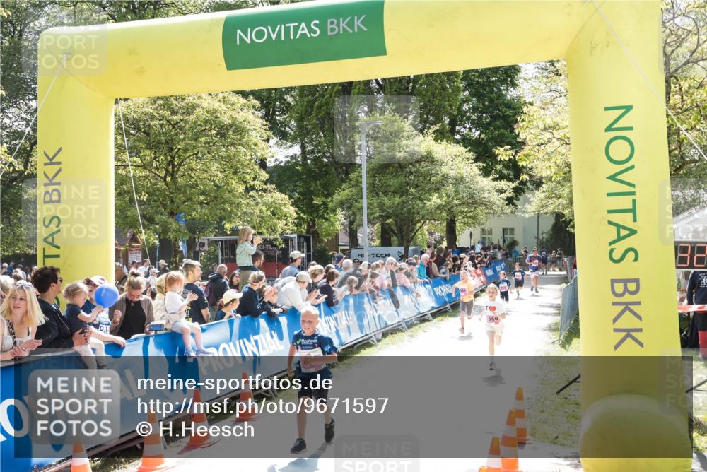 09.05.2026 - Störlauf H.Heesch http://msf.ph/oto/9671597 09.05.2026 13:57:33 Ziel 560 meine-sportfotos.de