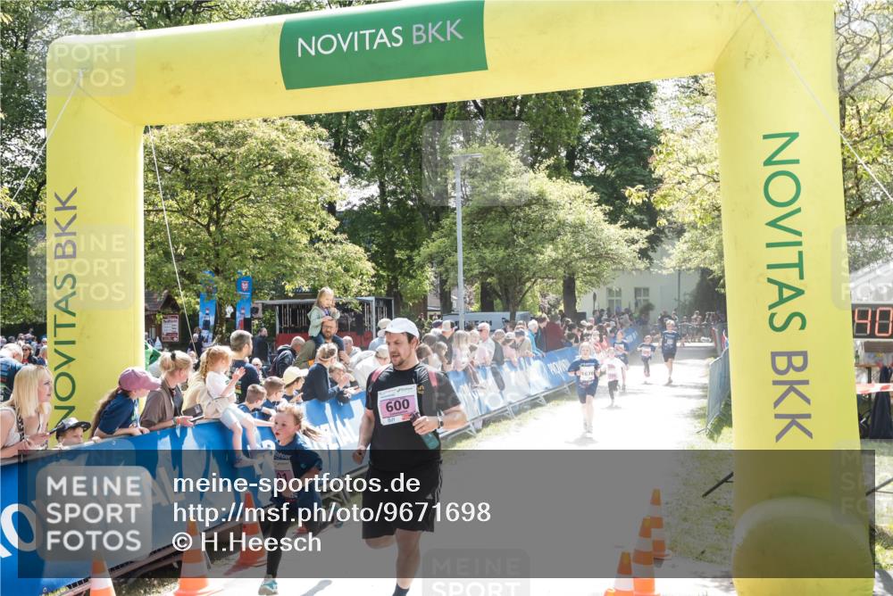 09.05.2026 - Störlauf H.Heesch http://msf.ph/oto/9671698 09.05.2026 13:58:41 Ziel 600 meine-sportfotos.de