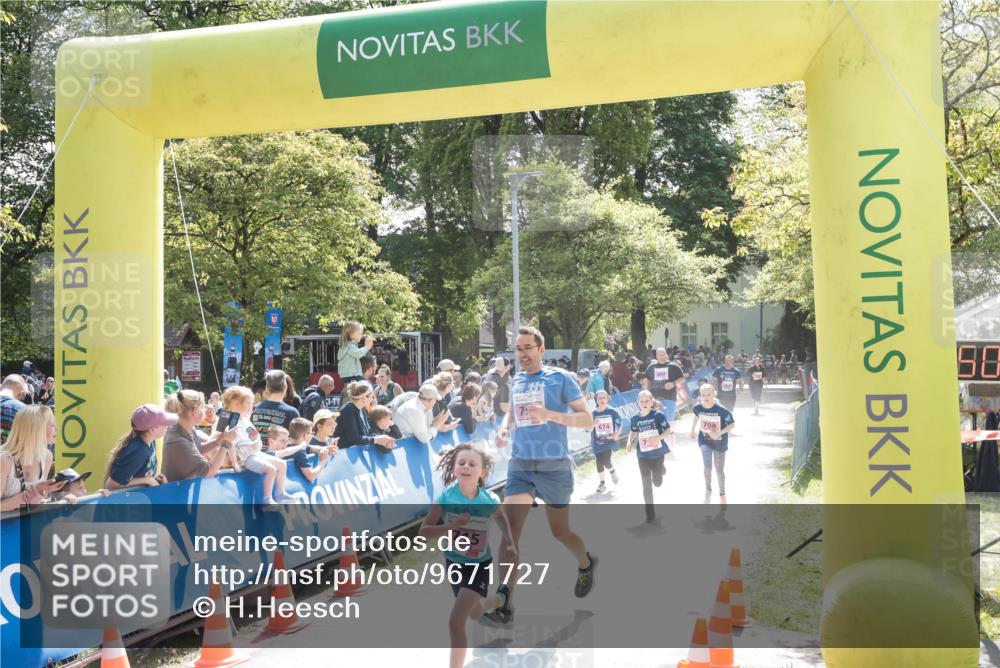 09.05.2026 - Störlauf H.Heesch http://msf.ph/oto/9671727 09.05.2026 13:58:51 Ziel 715 meine-sportfotos.de