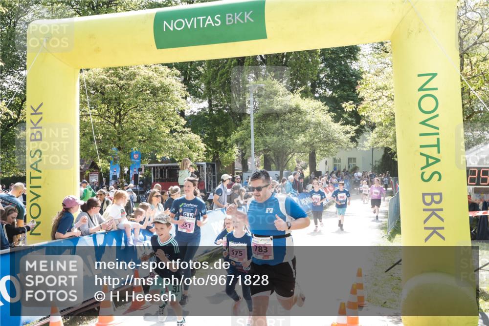 09.05.2026 - Störlauf H.Heesch http://msf.ph/oto/9671828 09.05.2026 14:00:25 Ziel 551, 575, 783 meine-sportfotos.de