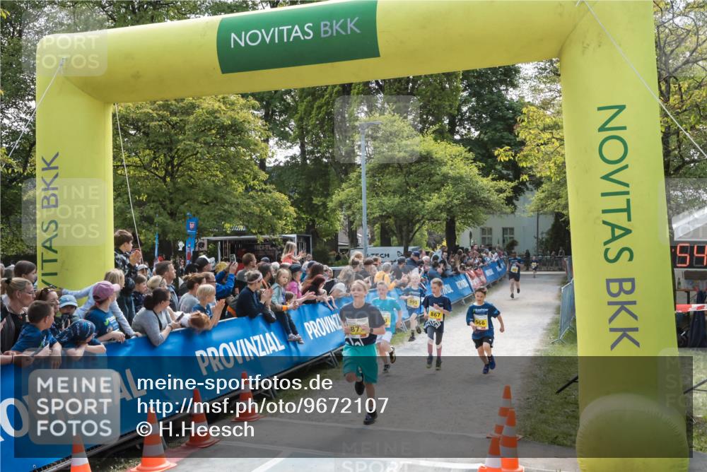 09.05.2026 - Störlauf H.Heesch http://msf.ph/oto/9672107 09.05.2026 14:09:54 Ziel 995, 867, 966 meine-sportfotos.de