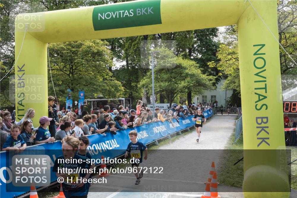 09.05.2026 - Störlauf H.Heesch http://msf.ph/oto/9672122 09.05.2026 14:11:08 Ziel 12640, 18, 97, 975, 1030, 08 meine-sportfotos.de