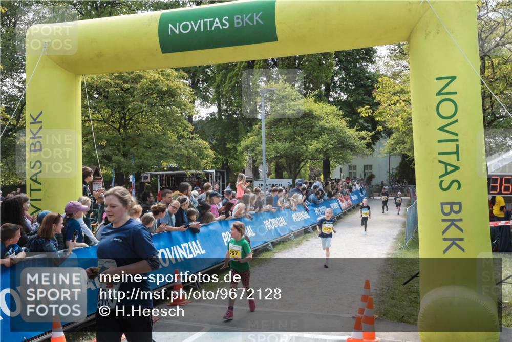 09.05.2026 - Störlauf H.Heesch http://msf.ph/oto/9672128 09.05.2026 14:11:36 Ziel 967, 979, 86 meine-sportfotos.de