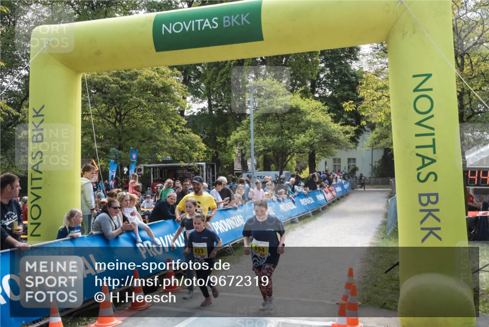 09.05.2026 - Störlauf H.Heesch http://msf.ph/oto/9672319 09.05.2026 14:17:44 Ziel 833, 894, 99 meine-sportfotos.de