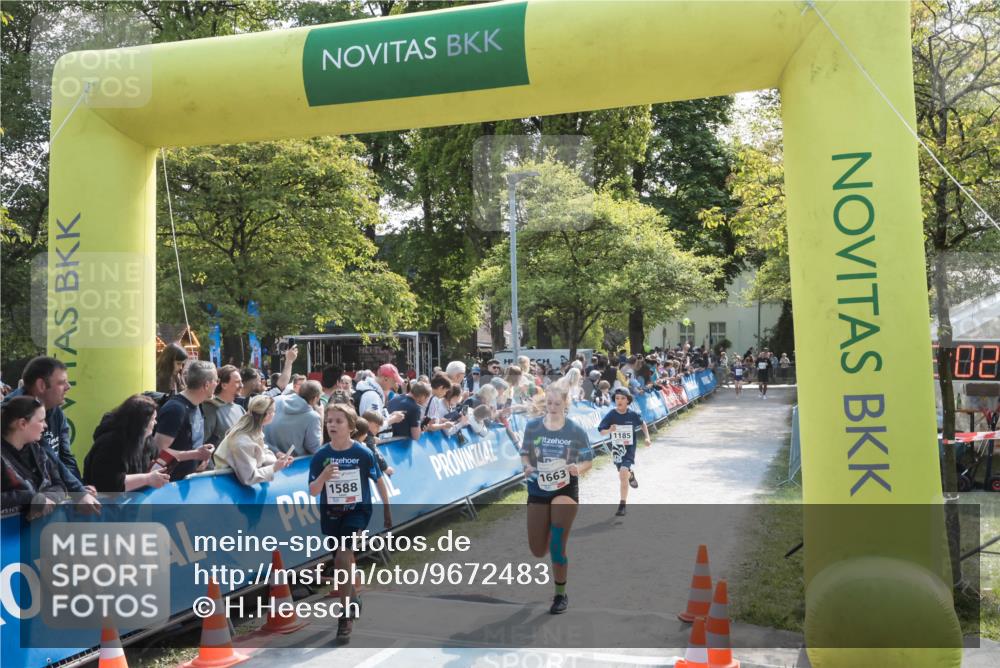 09.05.2026 - Störlauf H.Heesch http://msf.ph/oto/9672483 09.05.2026 14:47:02 Ziel 1588, 1663, 1185, 02 meine-sportfotos.de