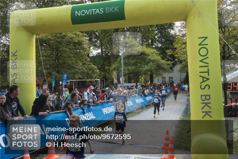 09.05.2026 - Störlauf H.Heesch http://msf.ph/oto/9672595 09.05.2026 14:52:34 Ziel 1574, 1577, 1568 meine-sportfotos.de