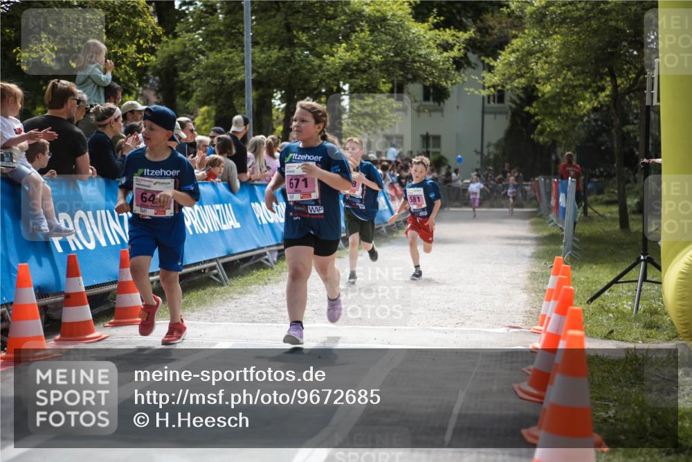 09.05.2026 - Störlauf H.Heesch http://msf.ph/oto/9672685 09.05.2026 13:55:33 Ziel 64, 671, 581 meine-sportfotos.de