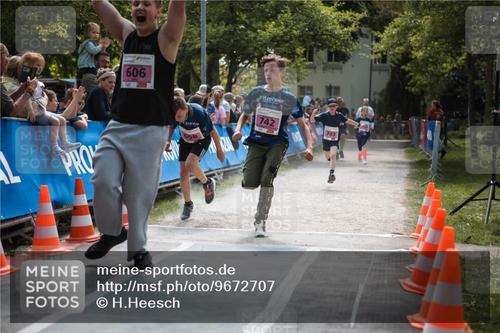 09.05.2026 - Störlauf H.Heesch http://msf.ph/oto/9672707 09.05.2026 13:56:13 Ziel 945, 606, 698, 742, 793 meine-sportfotos.de