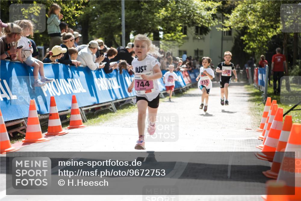 09.05.2026 - Störlauf H.Heesch http://msf.ph/oto/9672753 09.05.2026 13:57:21 Ziel 744, 733 meine-sportfotos.de