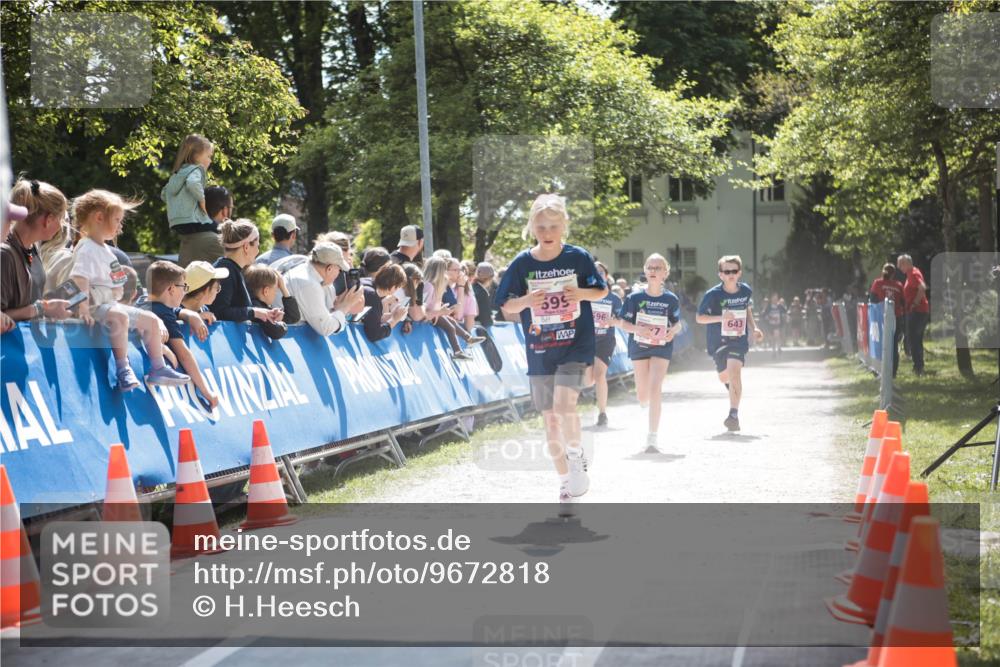 09.05.2026 - Störlauf H.Heesch http://msf.ph/oto/9672818 09.05.2026 13:58:18 Ziel 699, 696, 643 meine-sportfotos.de