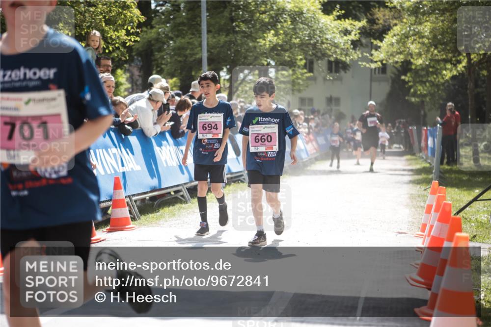 09.05.2026 - Störlauf H.Heesch http://msf.ph/oto/9672841 09.05.2026 13:58:37 Ziel 701, 694, 660 meine-sportfotos.de