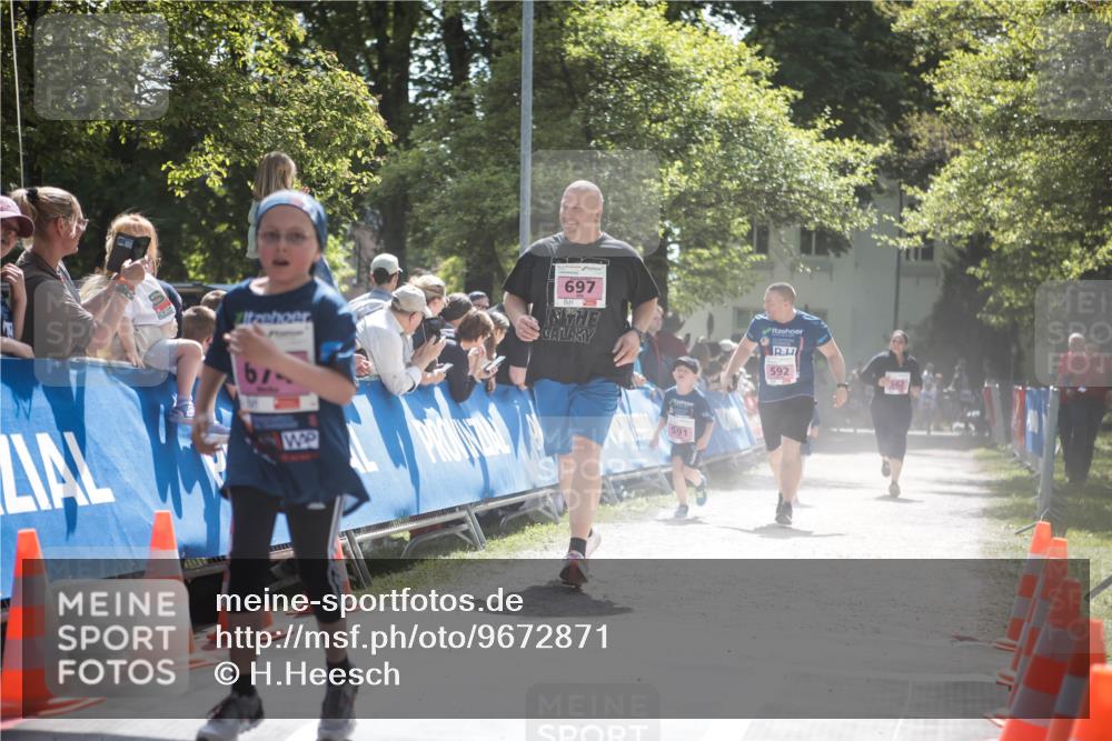 09.05.2026 - Störlauf H.Heesch http://msf.ph/oto/9672871 09.05.2026 13:58:55 Ziel 675, 697, 591, 592, 562 meine-sportfotos.de