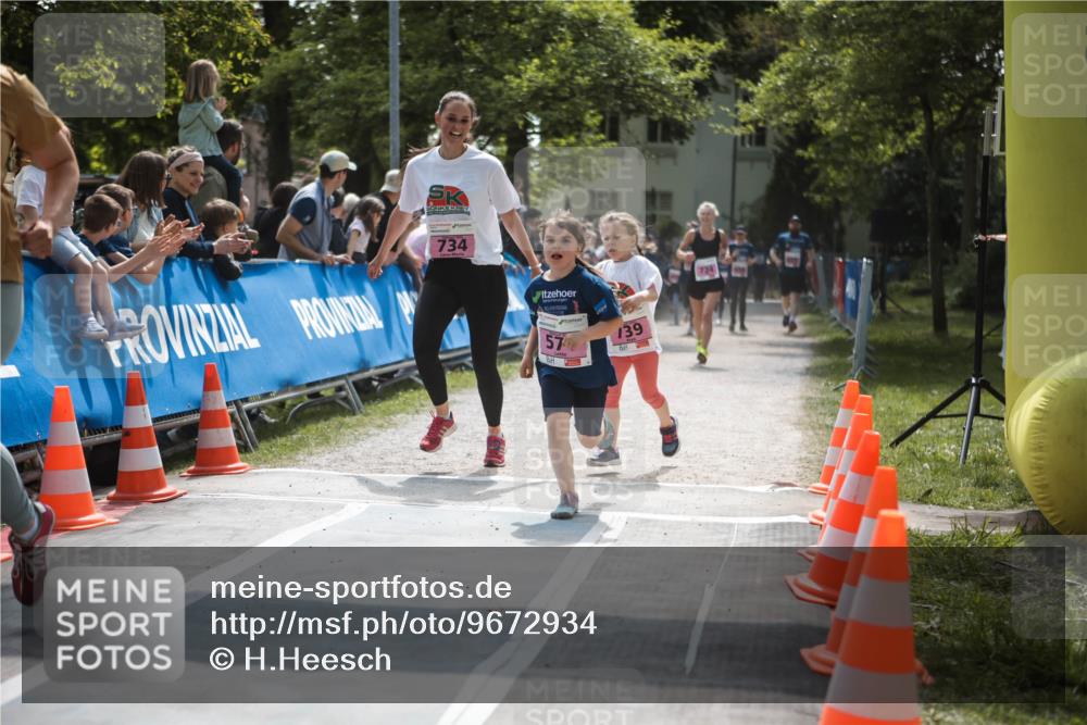 09.05.2026 - Störlauf H.Heesch http://msf.ph/oto/9672934 09.05.2026 13:59:43 Ziel 734, 217, 570, 139 meine-sportfotos.de