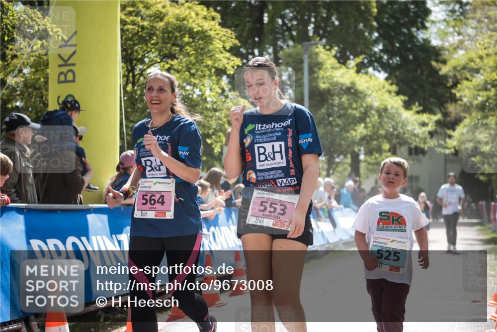 09.05.2026 - Störlauf H.Heesch http://msf.ph/oto/9673008 09.05.2026 14:00:40 Ziel 2026, 564, 553, 525 meine-sportfotos.de