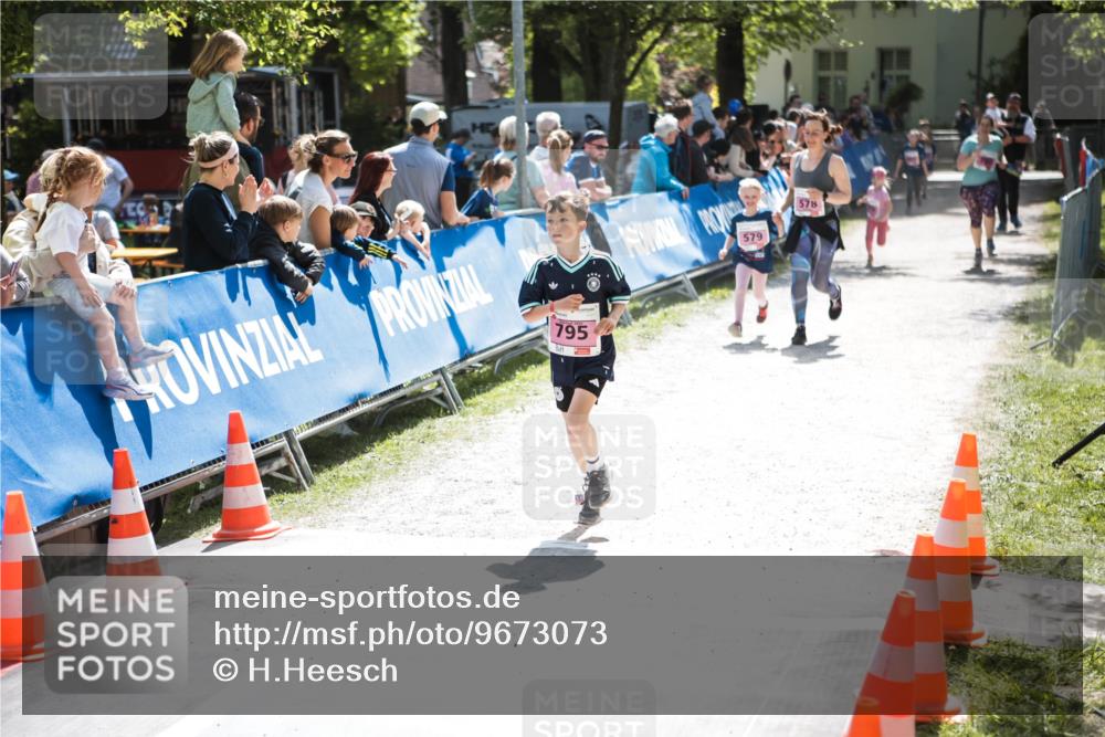 09.05.2026 - Störlauf H.Heesch http://msf.ph/oto/9673073 09.05.2026 14:02:06 Ziel 795, 579, 578 meine-sportfotos.de
