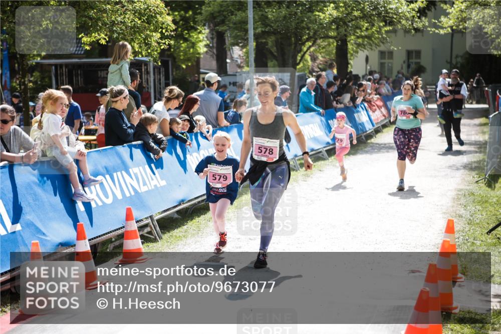 09.05.2026 - Störlauf H.Heesch http://msf.ph/oto/9673077 09.05.2026 14:02:08 Ziel 579, 578, 78 meine-sportfotos.de