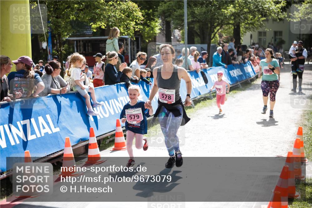 09.05.2026 - Störlauf H.Heesch http://msf.ph/oto/9673079 09.05.2026 14:02:09 Ziel 26, 579, 578, 780 meine-sportfotos.de